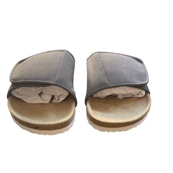 Madden Taisto Grey Suede Sandals - Picture 3 of 5